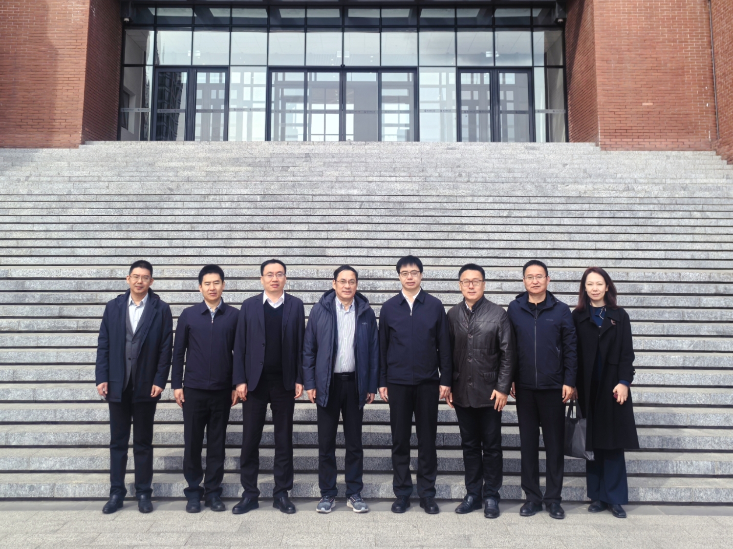 1743404274382008375.jpg 1743404274382008375.jpg